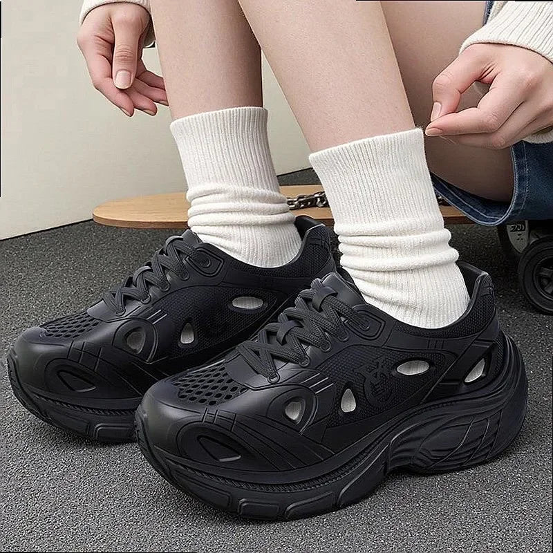 Spring New Breathable Closed Toe EVA Sandals Women Fashion Thick Sole Platform Sports Shoes Outdoor Non Slip Wading Shoes